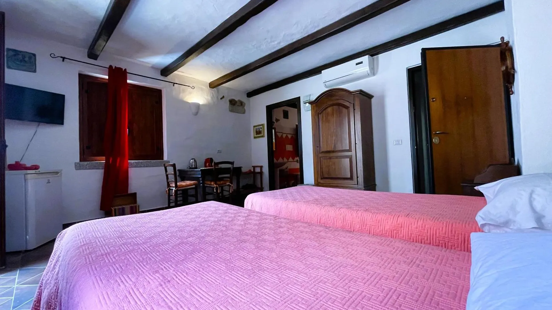 Guest house Amsicora 8 Lt Hotel Olbia Italy