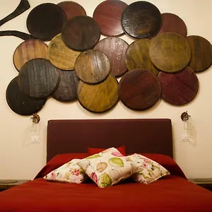 https://bb-sosta-flegrea.hotels-amalfi.com